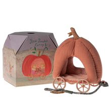 Load image into Gallery viewer, Pumpkin carriage, Mouse
