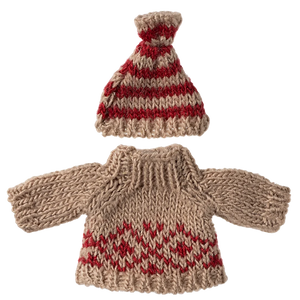 Knitted sweater and hat, Mum mouse